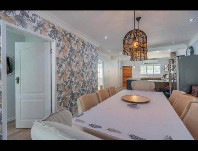 3 BEDROOM COMPLEX FOR SALE IN UMGENI PARK